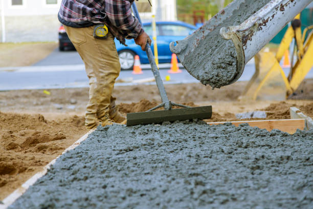  Los Luceros, NM Concrete contractor Pros